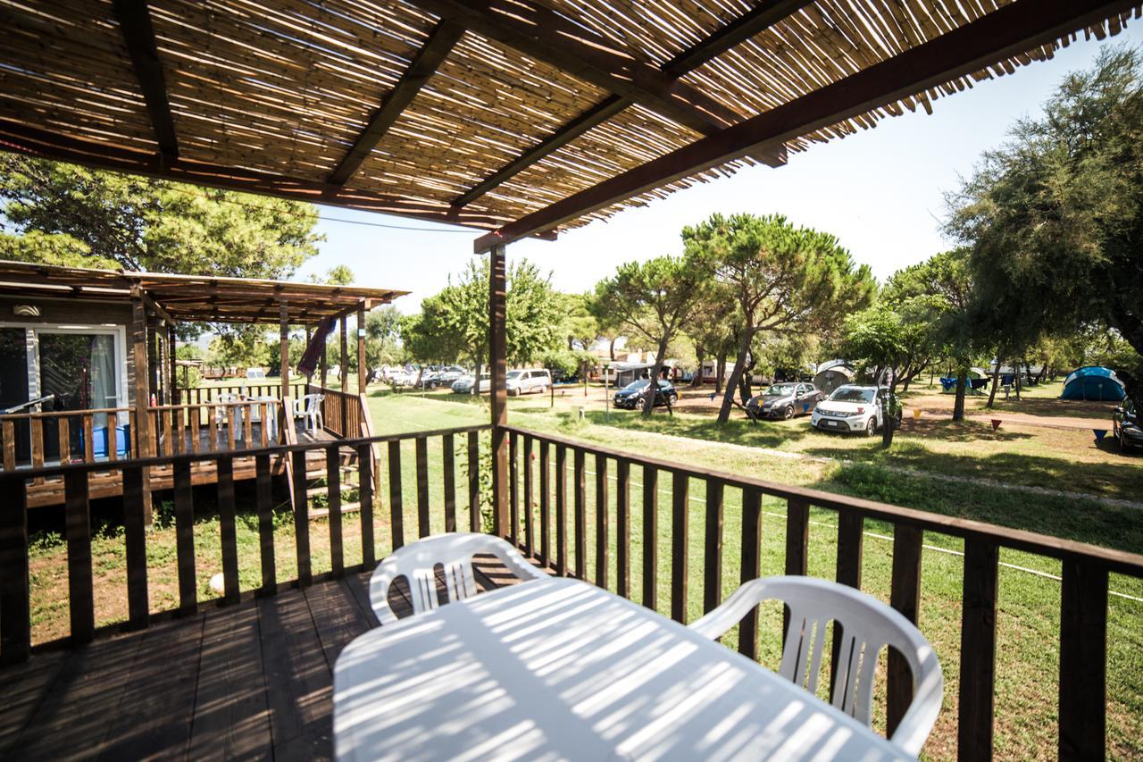 Camping Ermosa 波萨达 外观 照片
